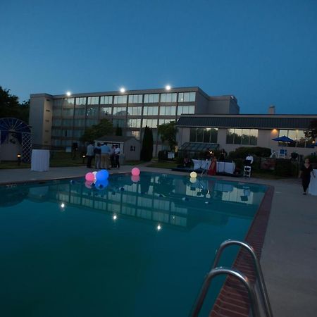 Exton Hotel And Conference Center Dış mekan fotoğraf
